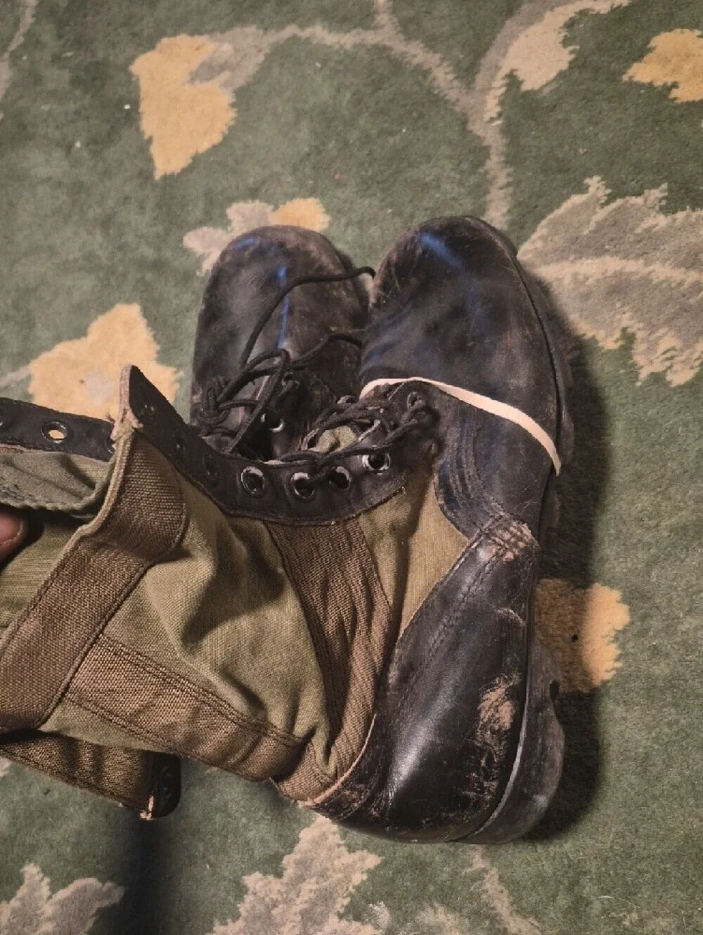 Men's Olive Green and Black Lace-Up Combat Boots